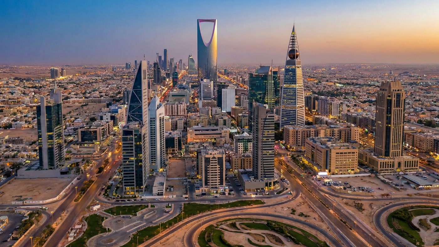 AI Generated Image of the Riyadh skyline at twilight, featuring the iconic Kingdom Centre and Al Faisaliah tower under a gradient sky.